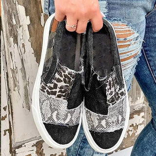 Women Canvas Shoes Fashion Snake Printed Luxury Flats Shoes alodia store