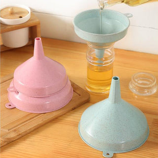 1pc Plastic Funnel Kitchen Oil and Wine Liquid Dispenser Funnel Large Caliber Can Be Hung Funnel Kitchen Tools Funnel Alodia Store