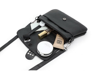 DAEYOTEN Skull Rivets Shoulder Bag Female Black ALODIA STORE